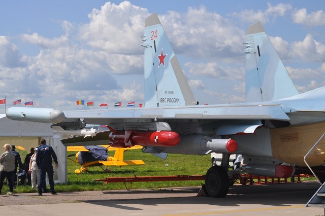 Su35_2017.jpg (275.11 KiB) Zobrazeno 24664 x Su35_2017.jpg